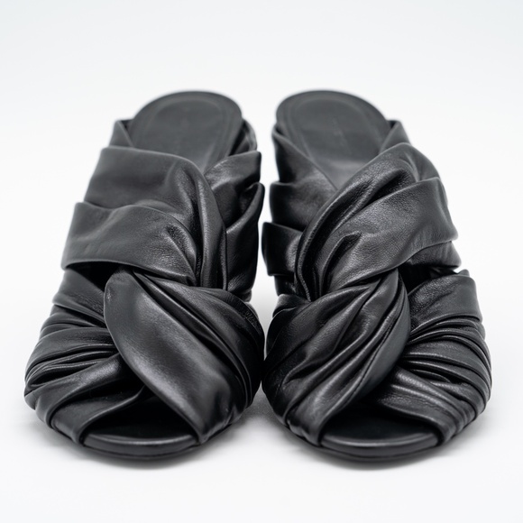 size 40eu 10 US Givenchy Show Twist Heels Mules Black Leather - Picture 2 of 10